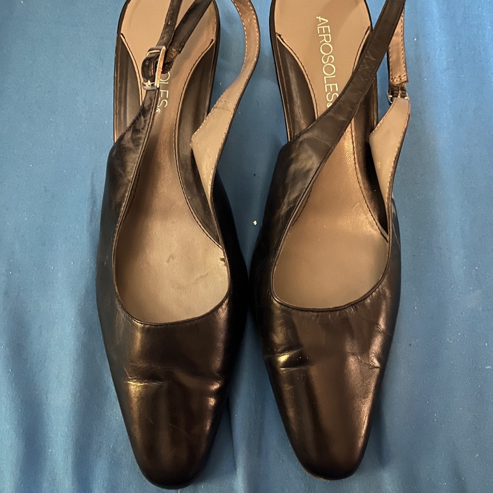 AEROSOLES Black Patent Leather Heels with Slingback